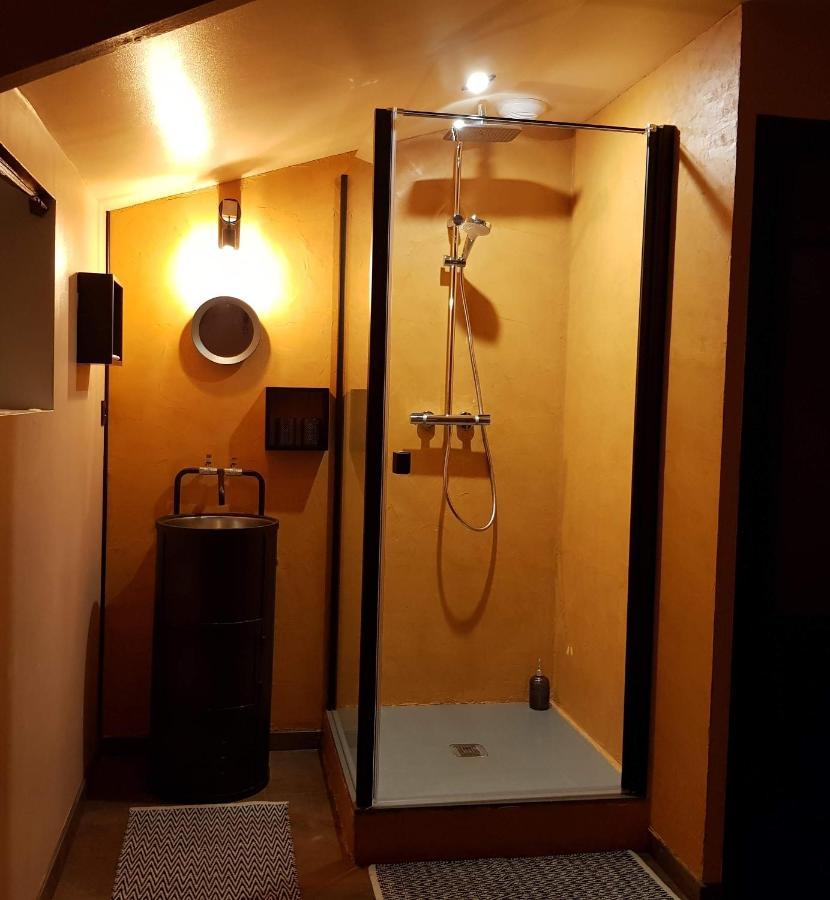 Au Soleil Vert - Chambre De Charme Avec Spa Et Sauna Prives Zeggers-Cappel エクステリア 写真