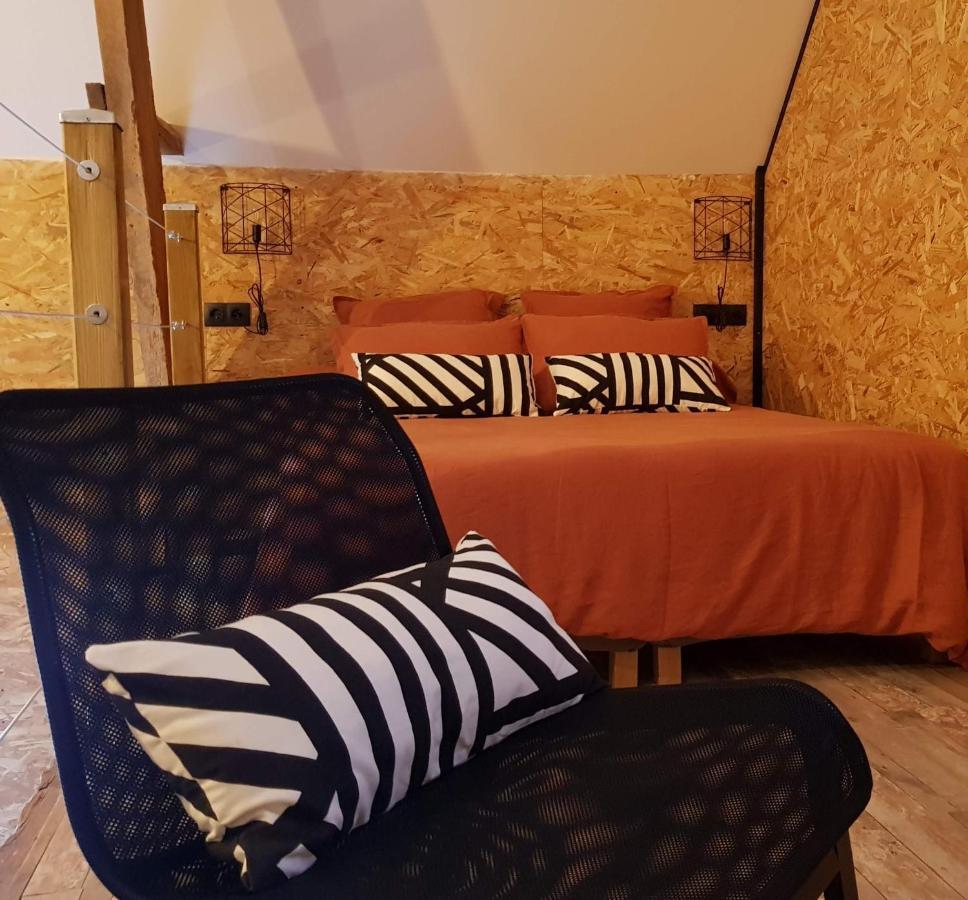Au Soleil Vert - Chambre De Charme Avec Spa Et Sauna Prives Zeggers-Cappel エクステリア 写真